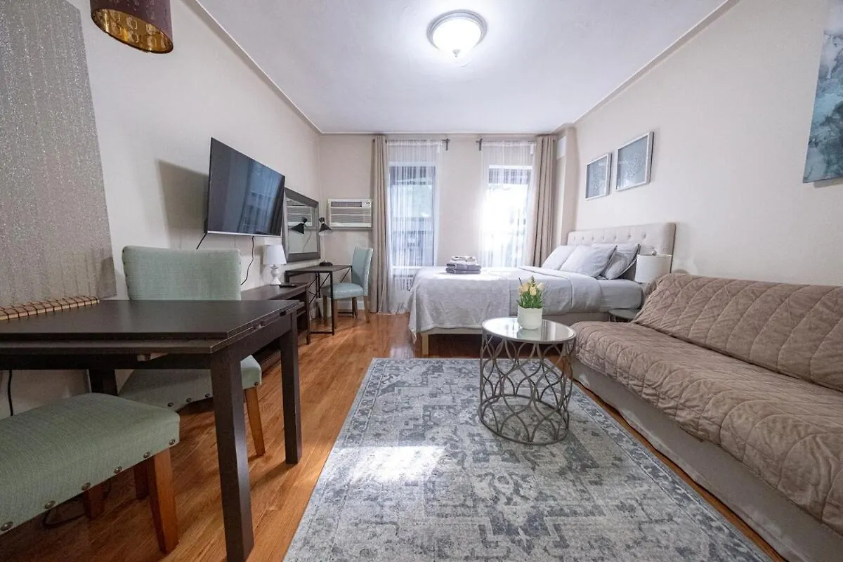 Studio Close To Central Park, Lenox Hill & Ny Presbyterian New York